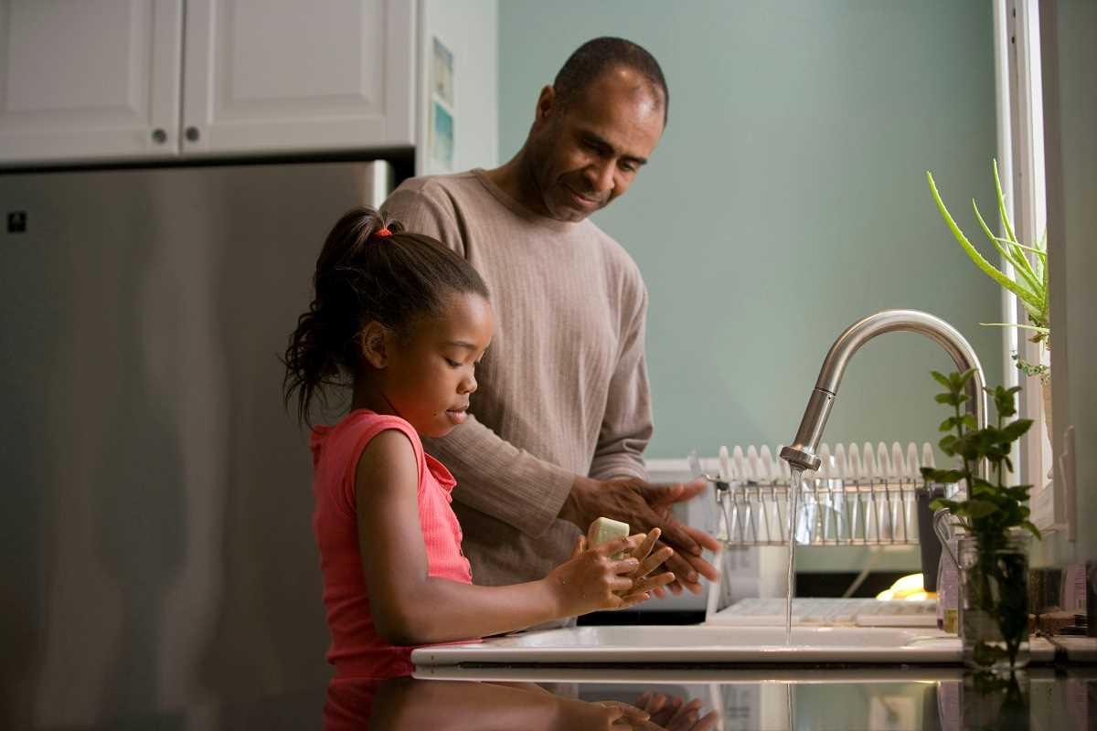 10 Healthy Living Tips for Busy Working Parents